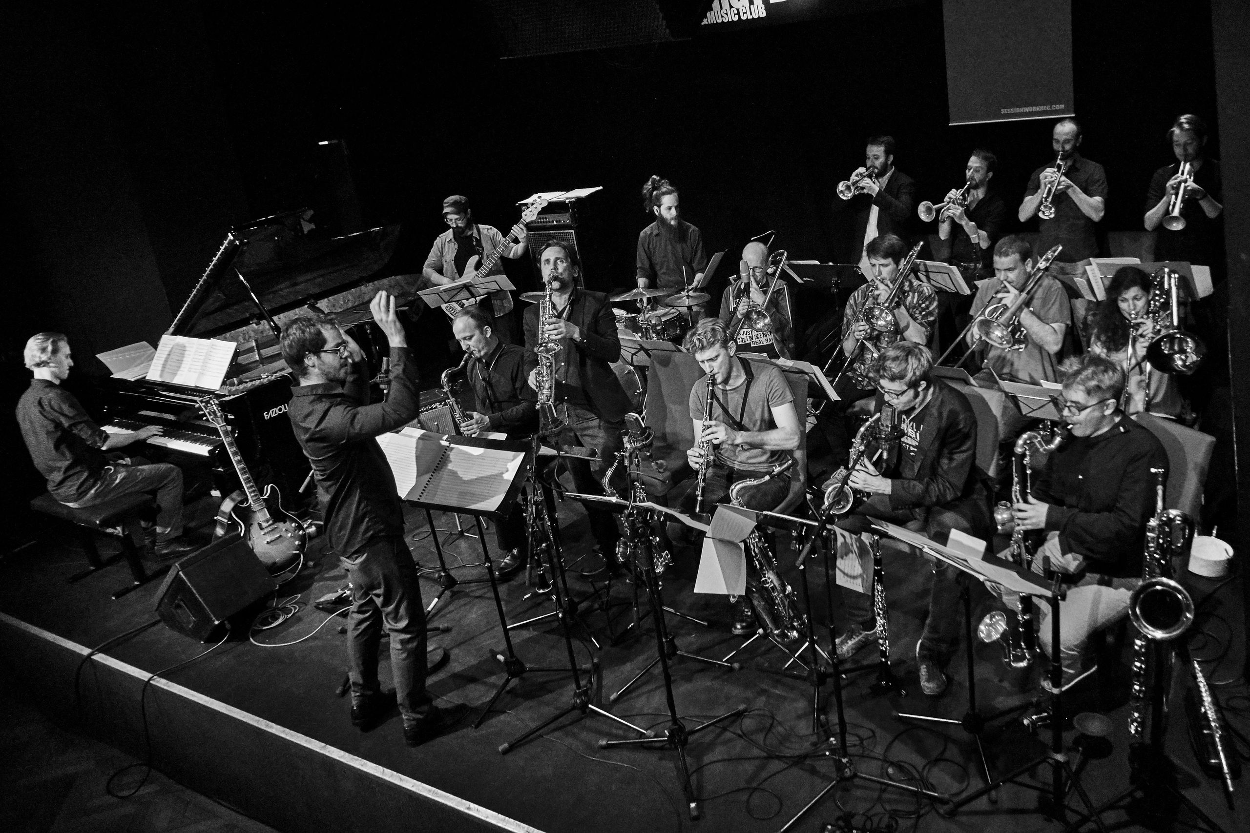 Emiliano Sampaio Jazz Orchestra
The ESJO has two versions, the European and the Brazilian big bands. 