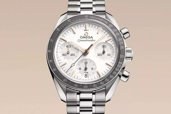 OMEGA rozšiřuje kolekci Speedmaster 38 mm o sedm nových modelů