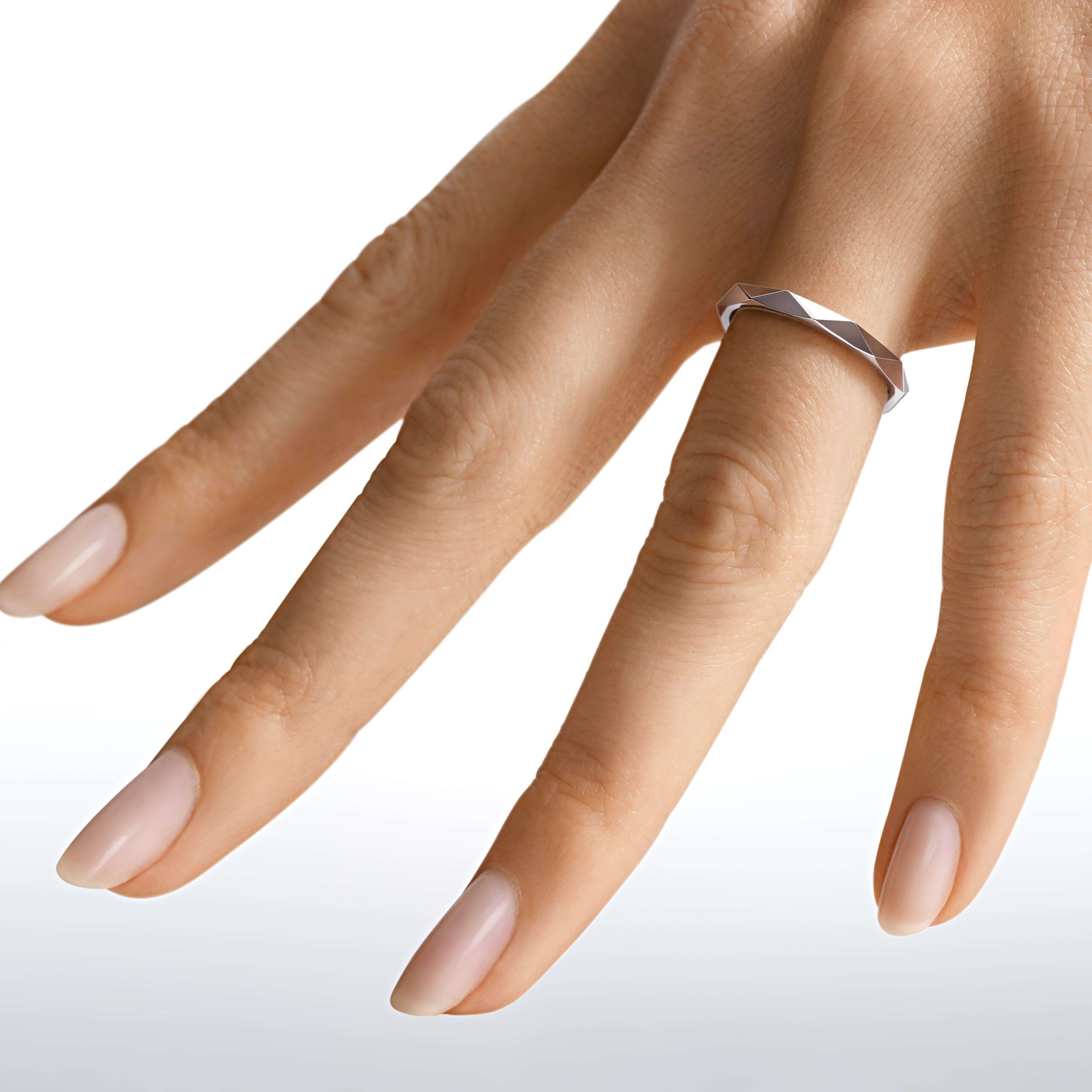 Ring Laurence Graff Signature 2.3mm | Graff | Art de Suisse