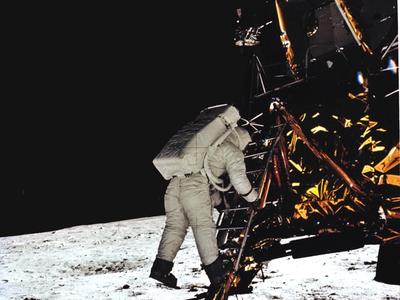 OMEGA slaví 55. výročí prvního přistání na Měsíci — obrázek 4