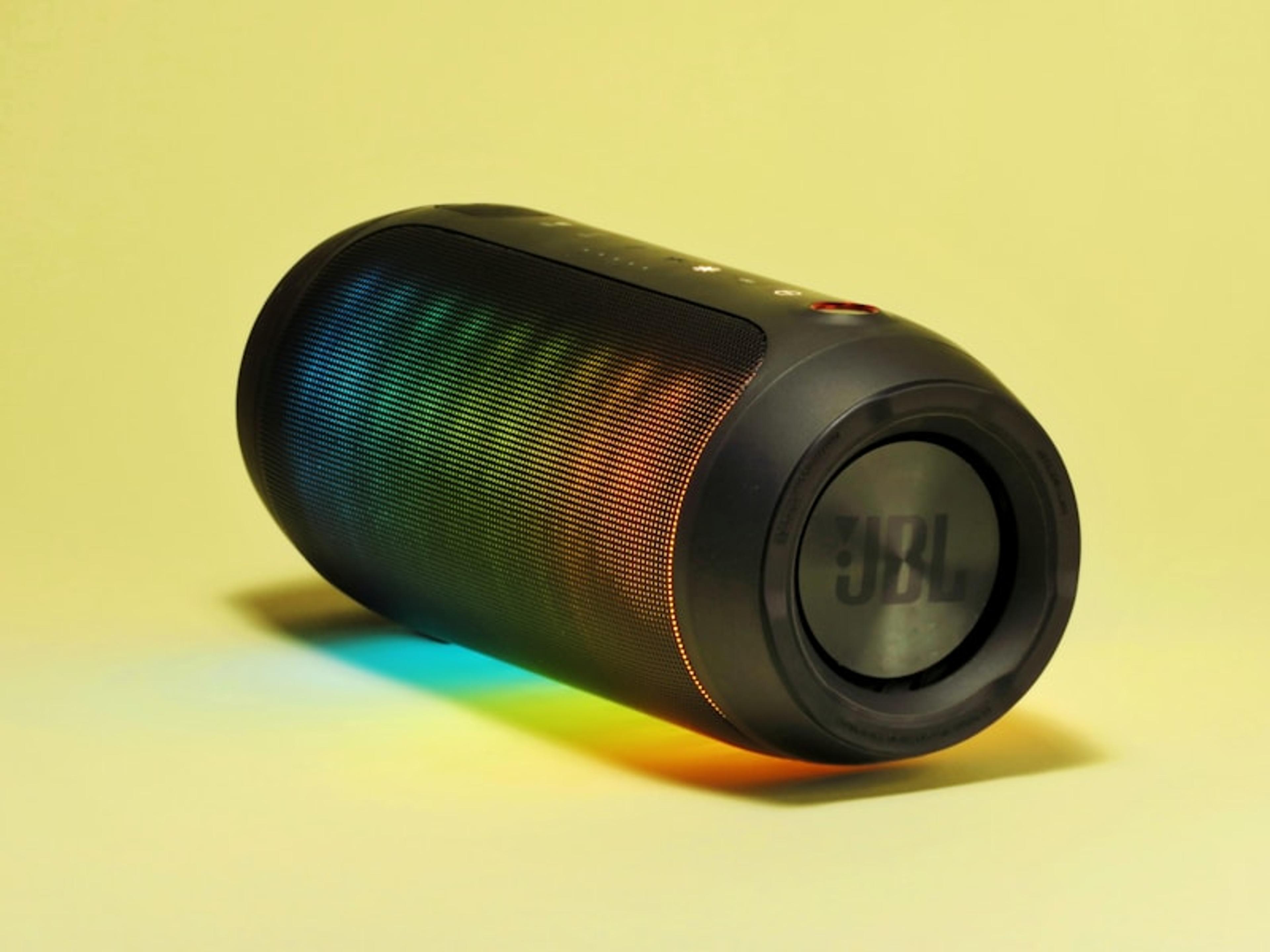 HomeVoice Smart Speaker view 3