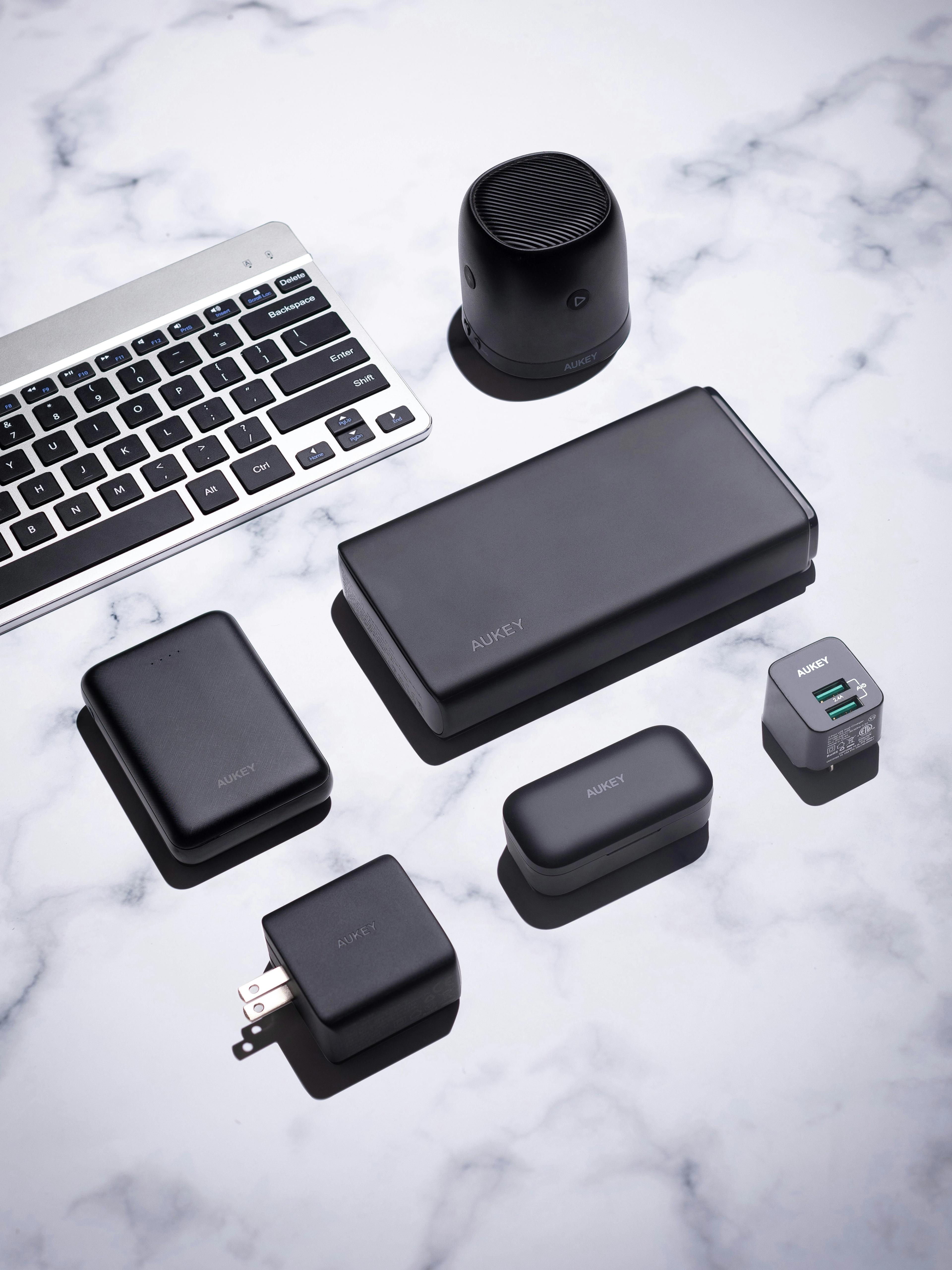 Laptop and tablet workspace