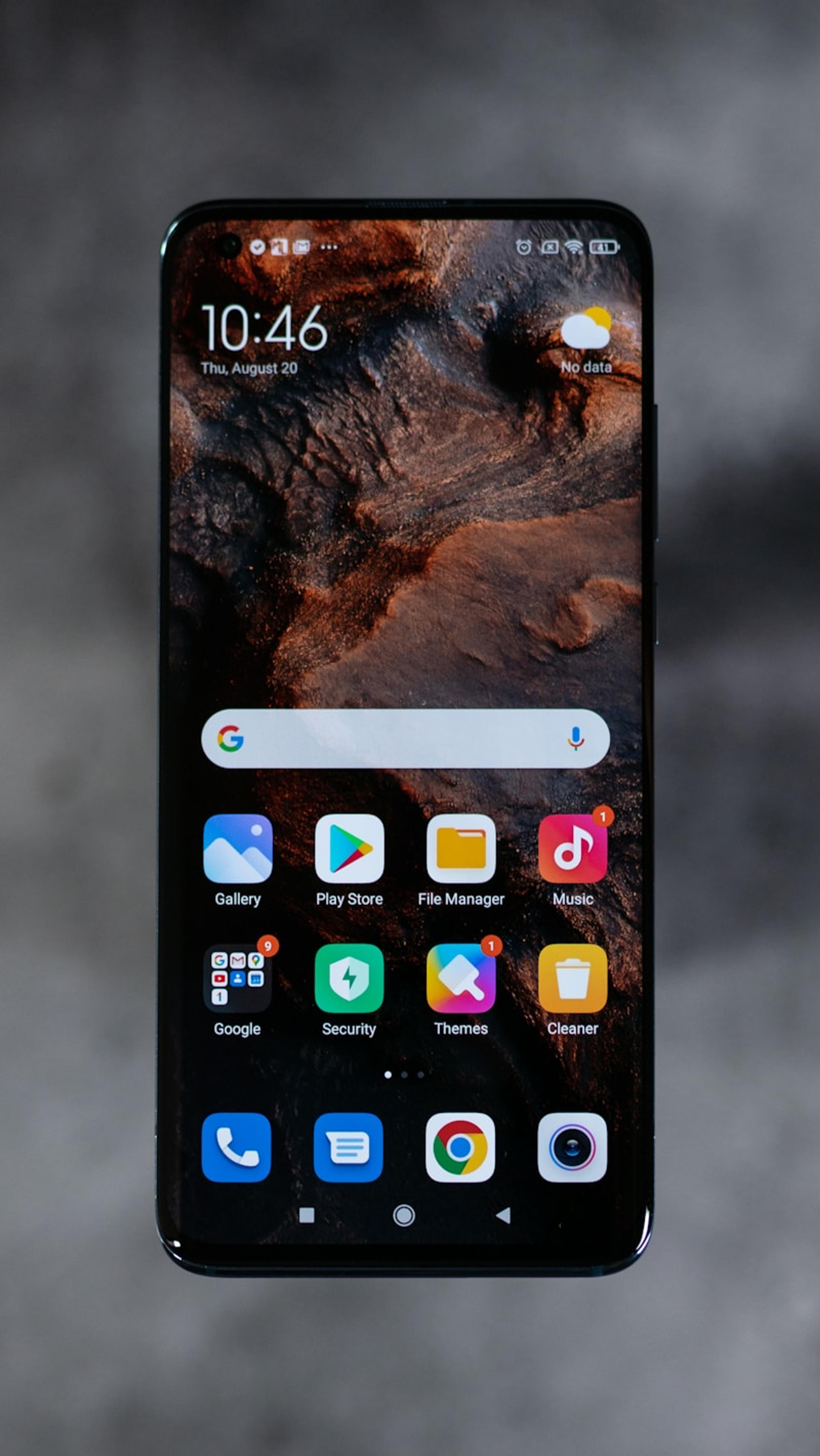 PixelWave Smartphone