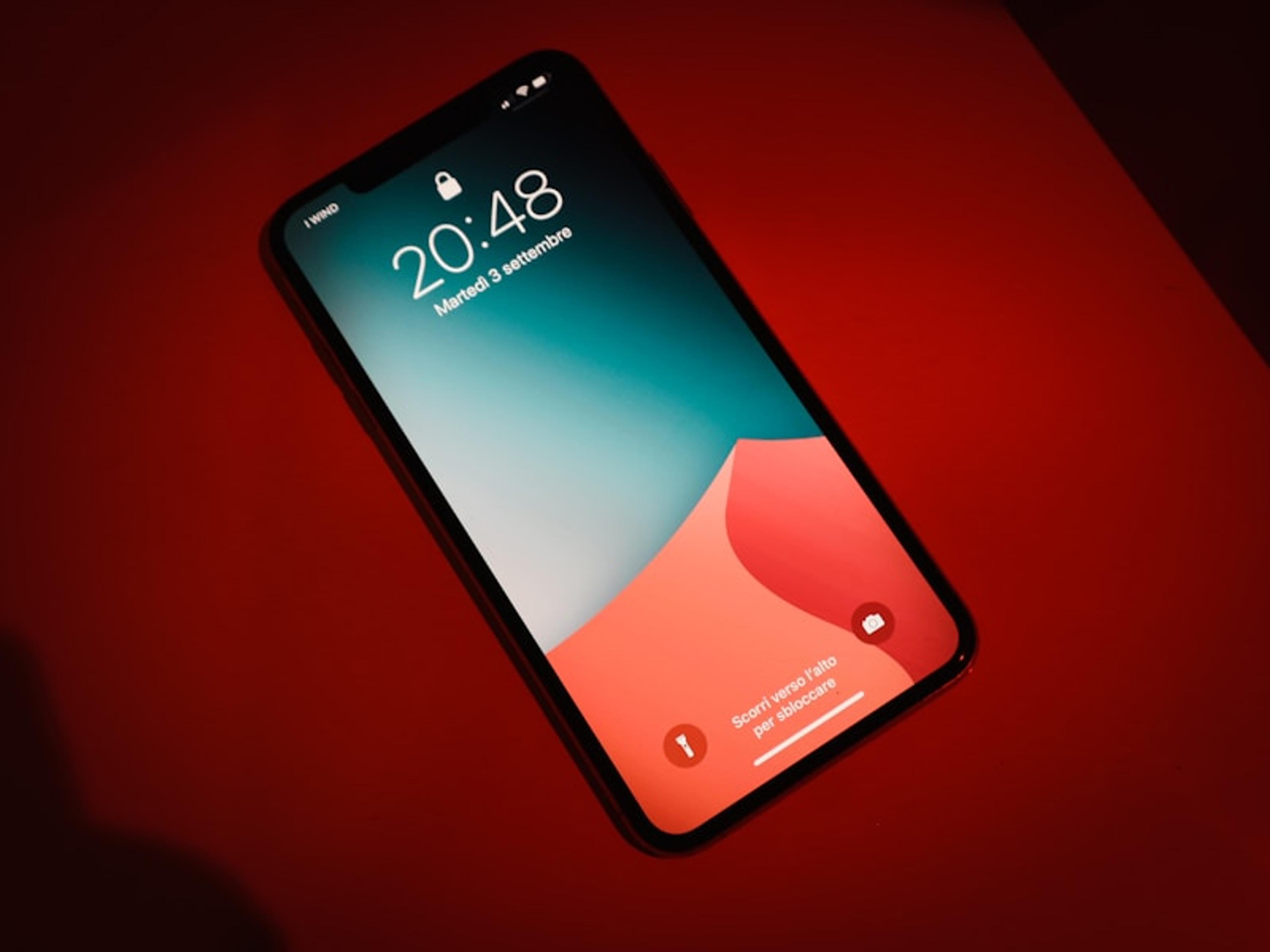 PixelWave Smartphone view 3