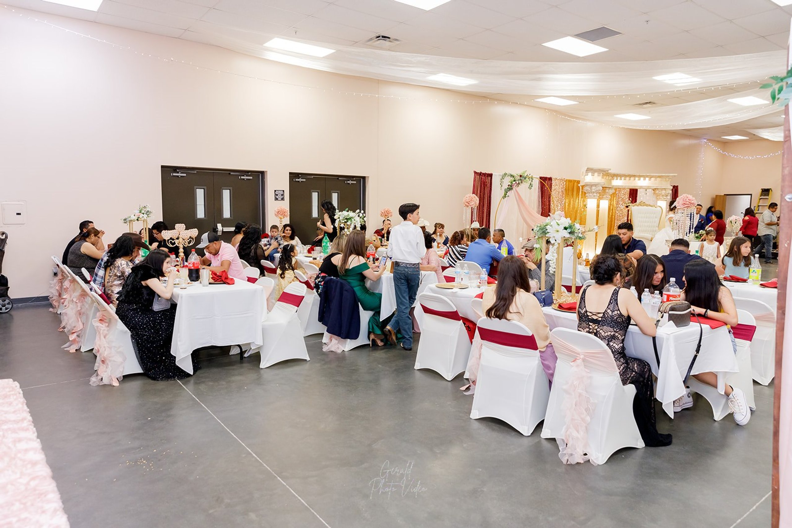 Wedding photography by Gerald Photo Video, serving Omaha and Des Moines