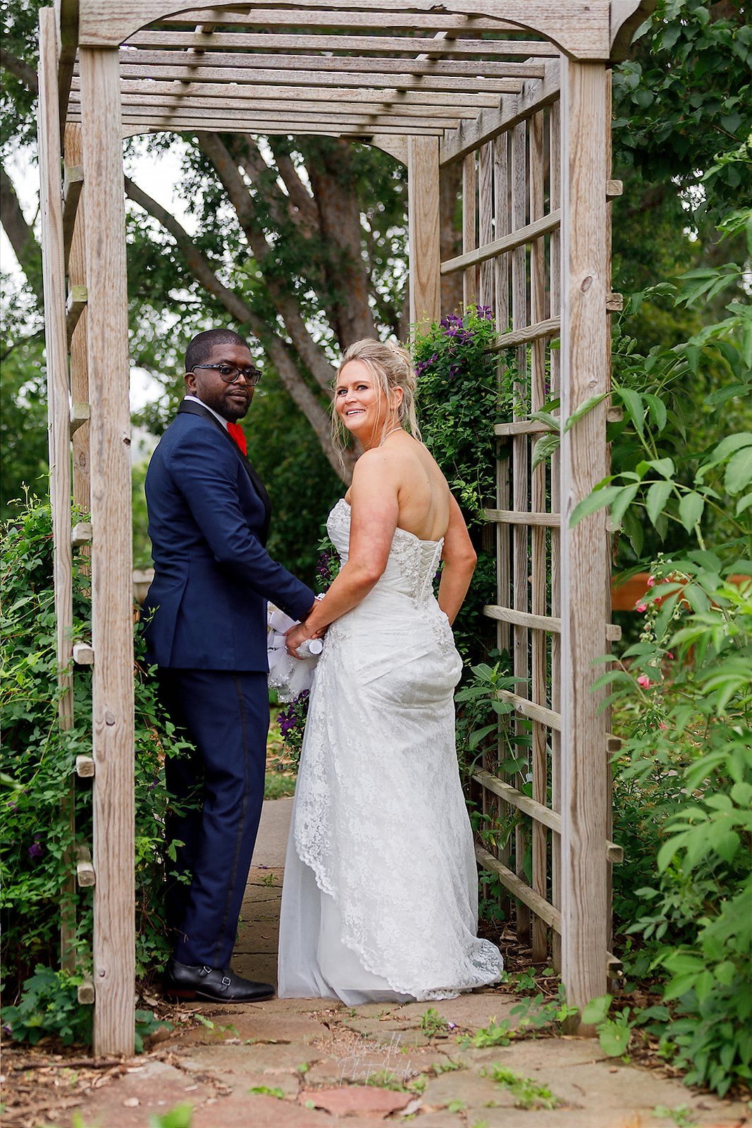 Wedding photography by Gerald Photo Video, serving Omaha and Des Moines