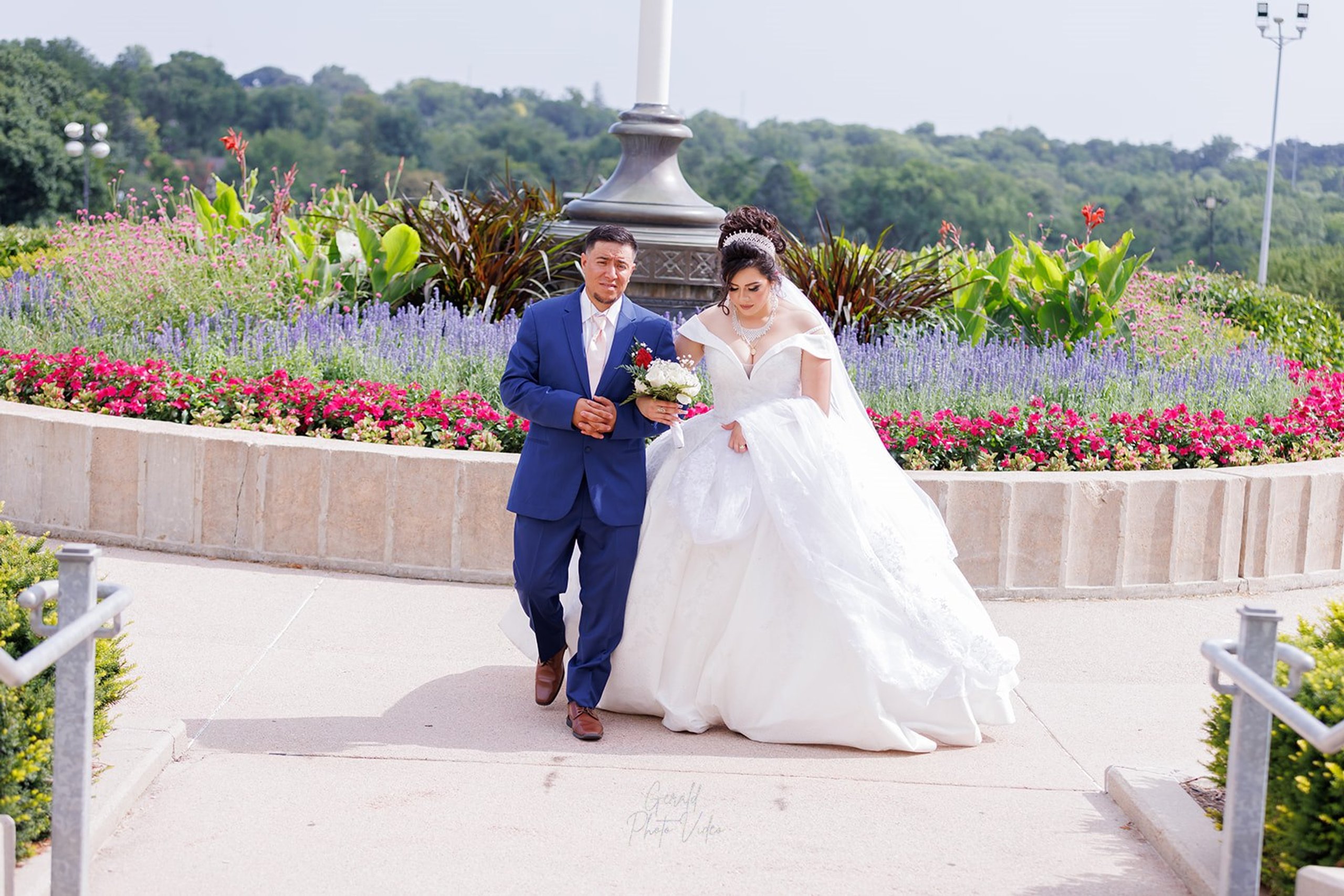 Wedding portrait by Gerald Photo Video