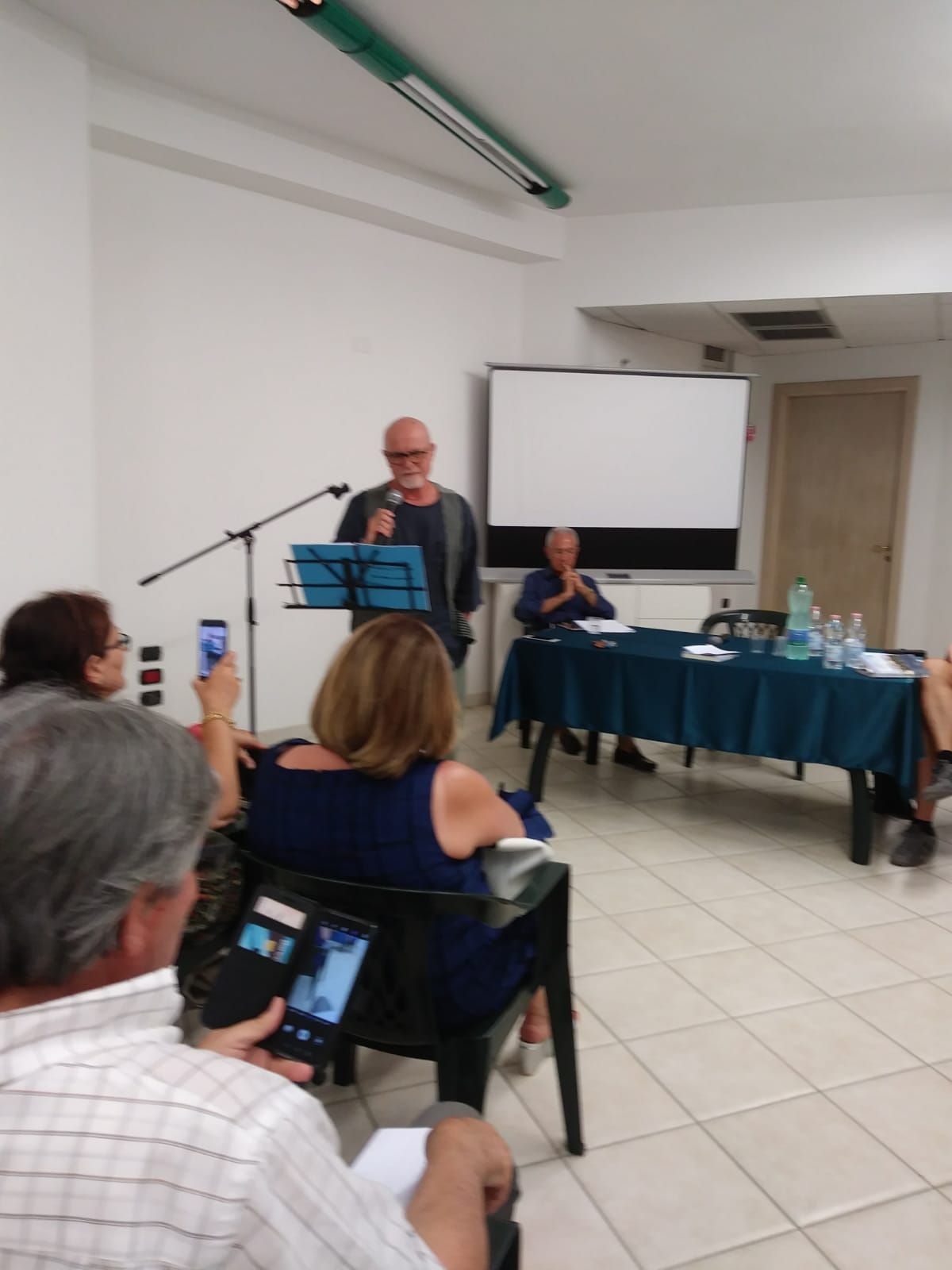 Immagine da ““Chiamami Fernanda, una storia procidana” il nuovo libro di Nazario D’Amato”