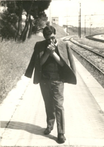 Lorenzo Bove nella vecchia stazione di Poggio Imperiale a 18 anni, nel 1963 Foto by Lorenzo Bove