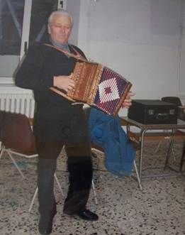 Alfonso Fiorella con il suo organettoFoto by Alfonso Fiorella