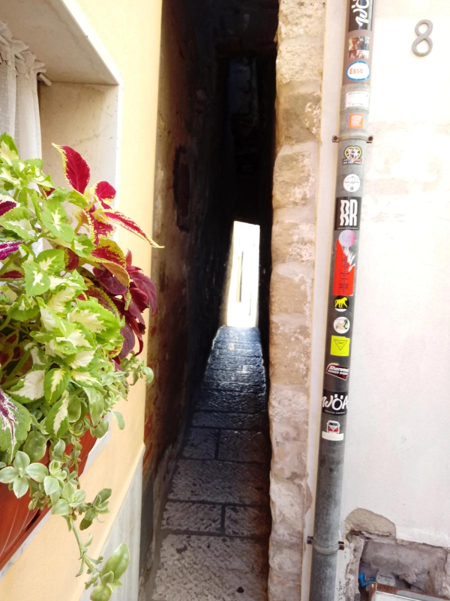 Immagine da “Termoli: “ A Rejecelle”, il vicolo più stretto d’Italia e d’Europa”