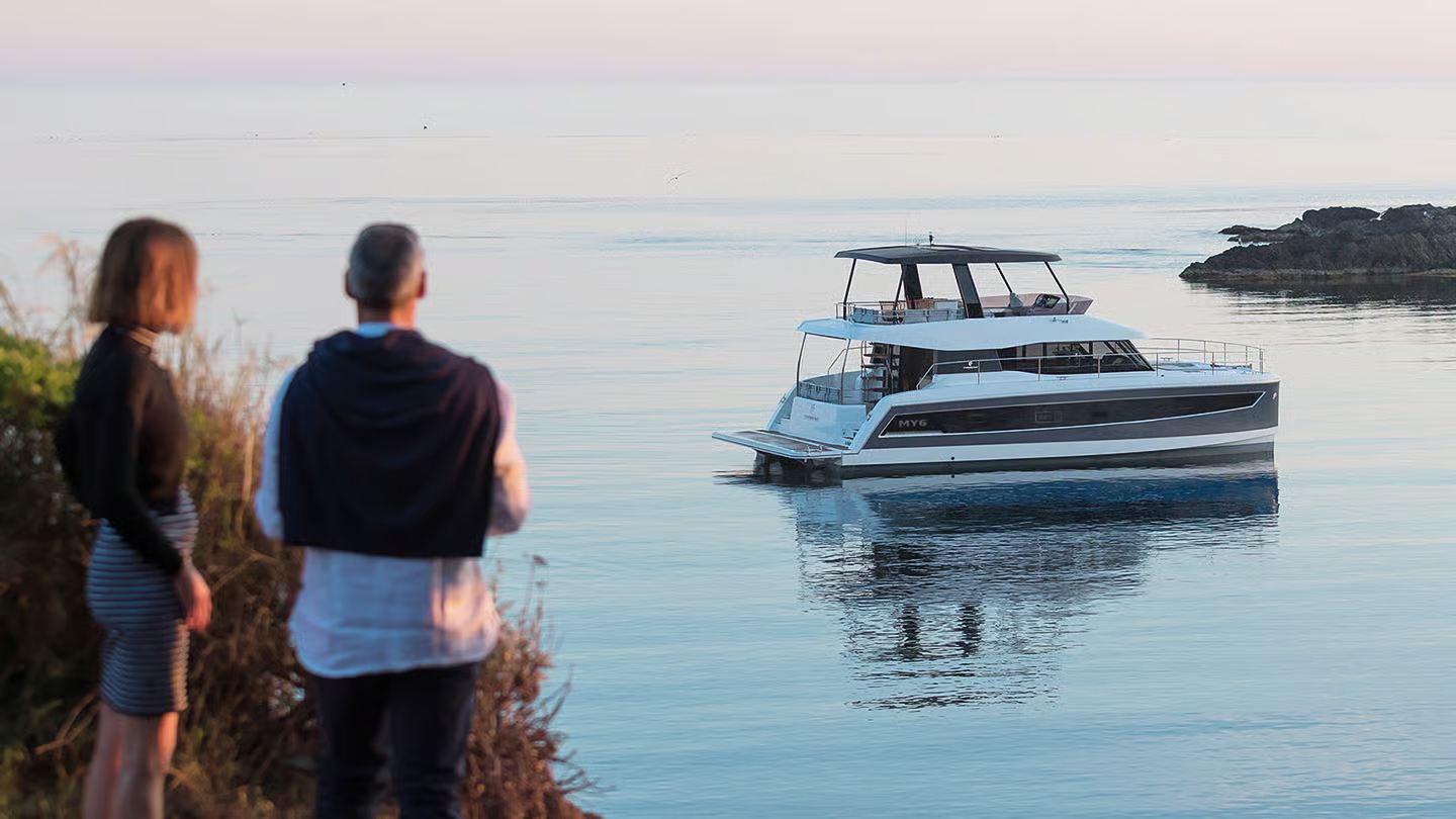 Motor Yacht MY.6 - shot 3