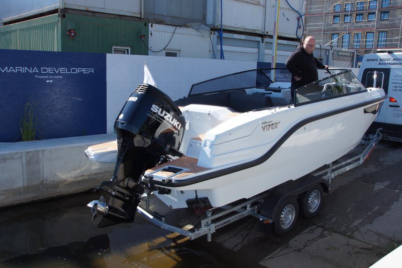 Suzuki Outboard Engine Service