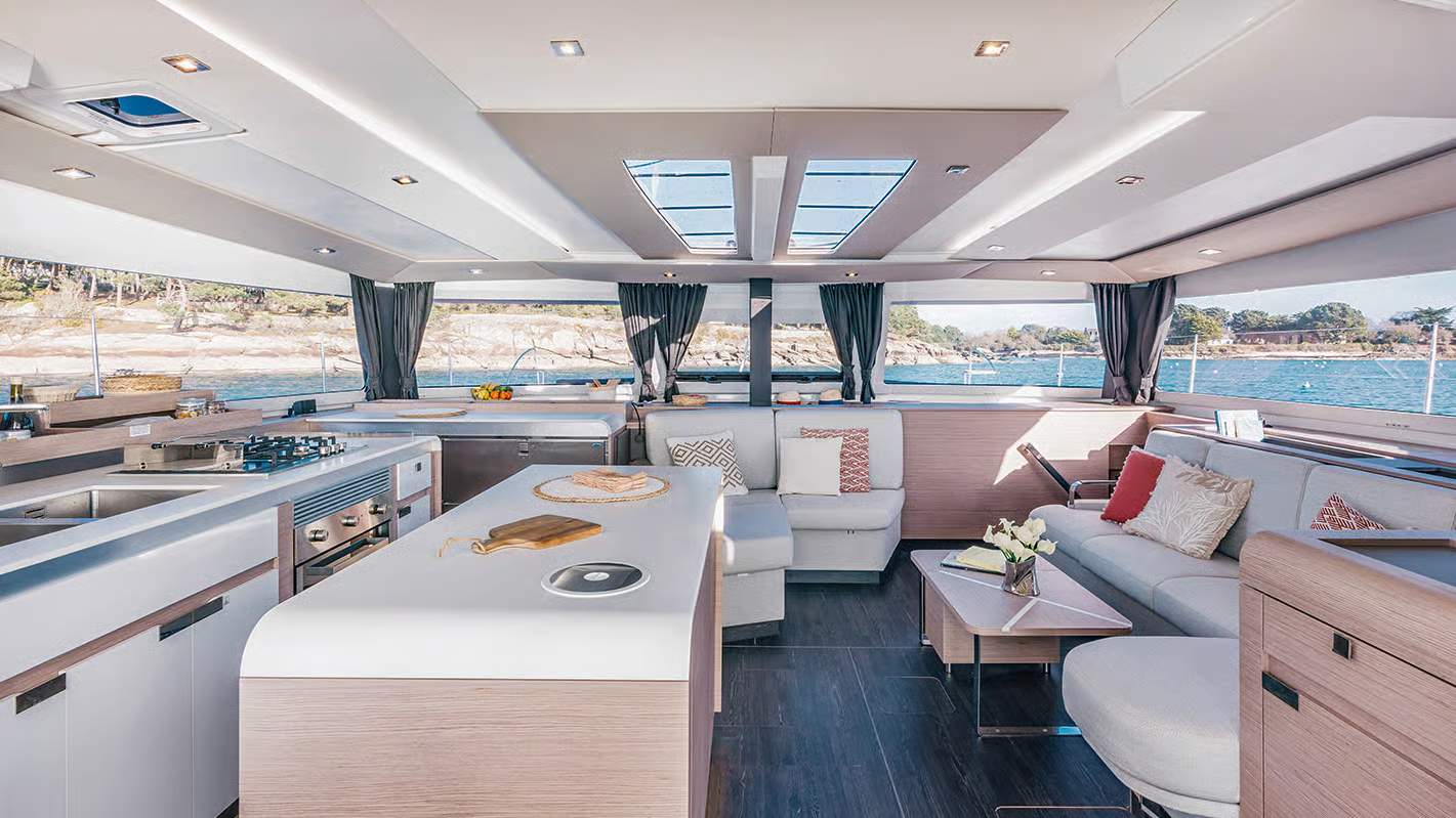 Fountaine Pajot Aura 51 - interior
