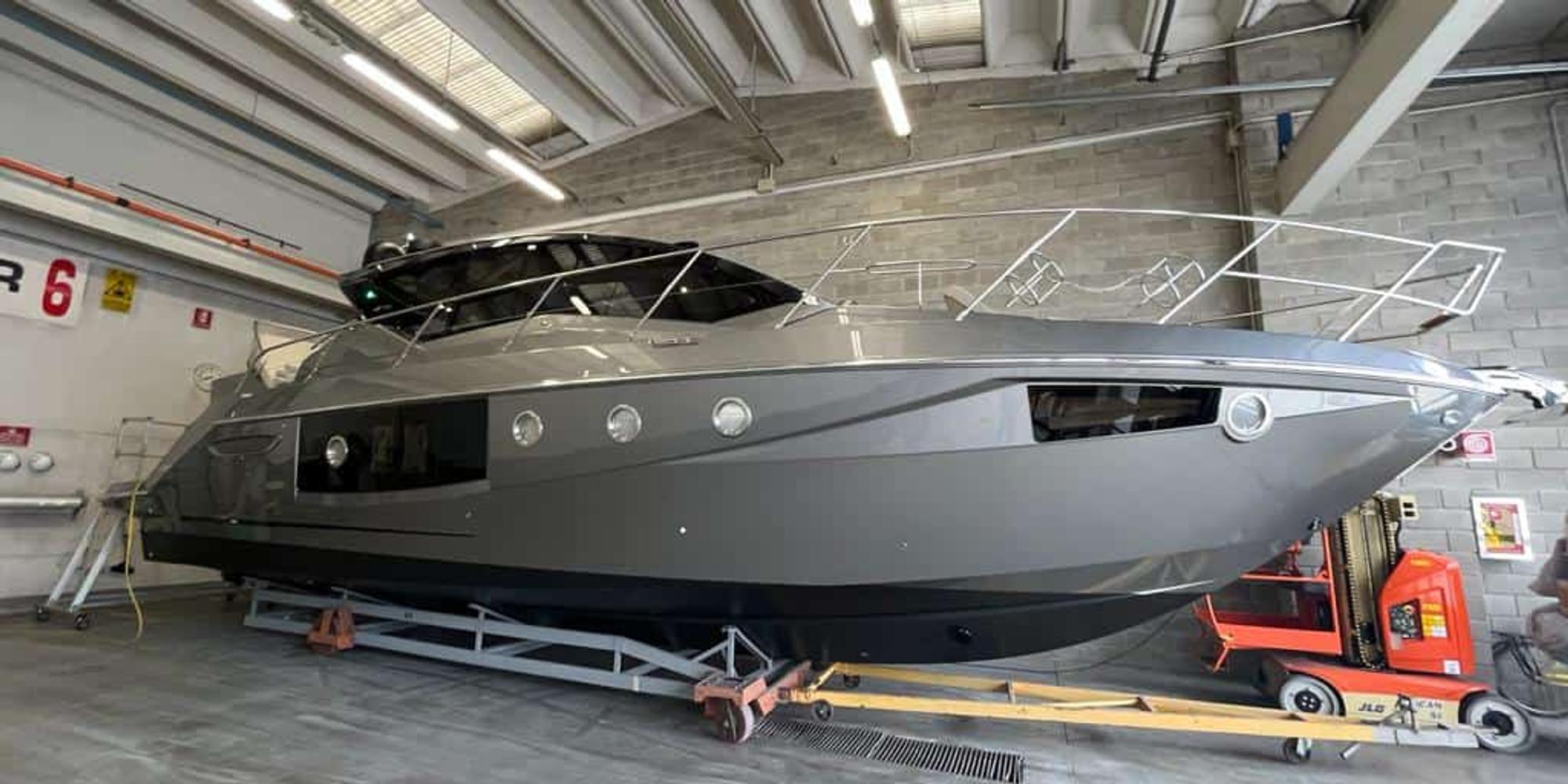CRANCHI M44 HT Grigio Mercurio - zdjęcie główne