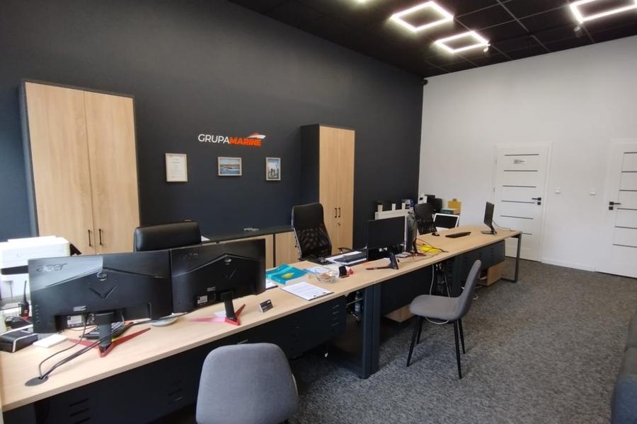 Salon Grupa Marine - obsługa rejestracji