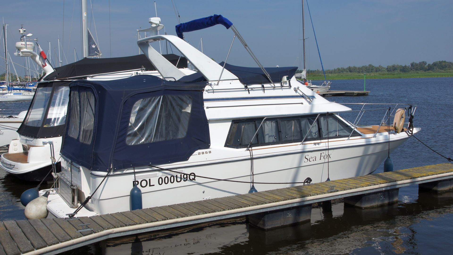 Bayliner 2858 Classic Fly - zdjęcie 1
