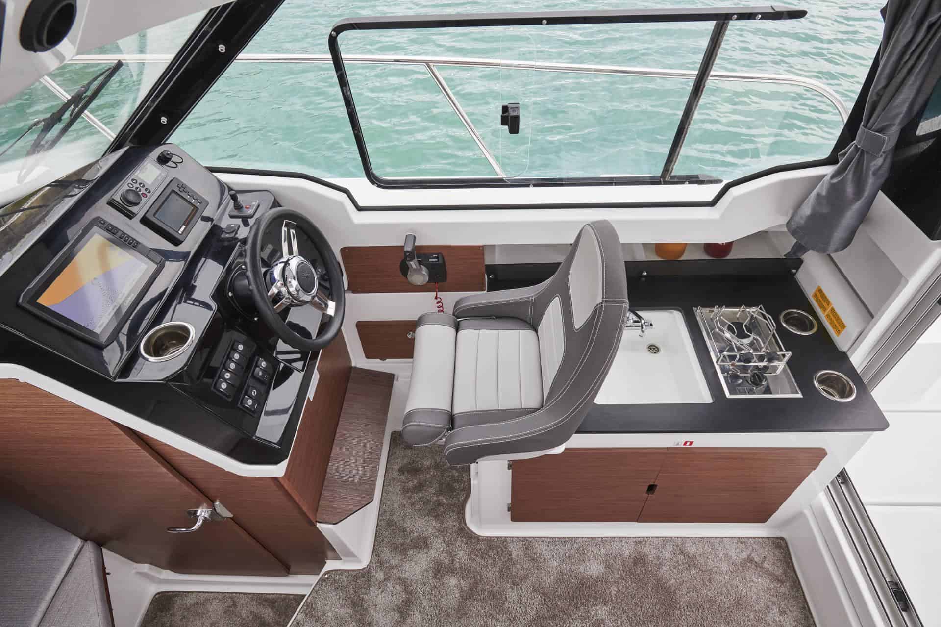 JEANNEAU MERRY FISHER 795 - available May 2026! - view 9