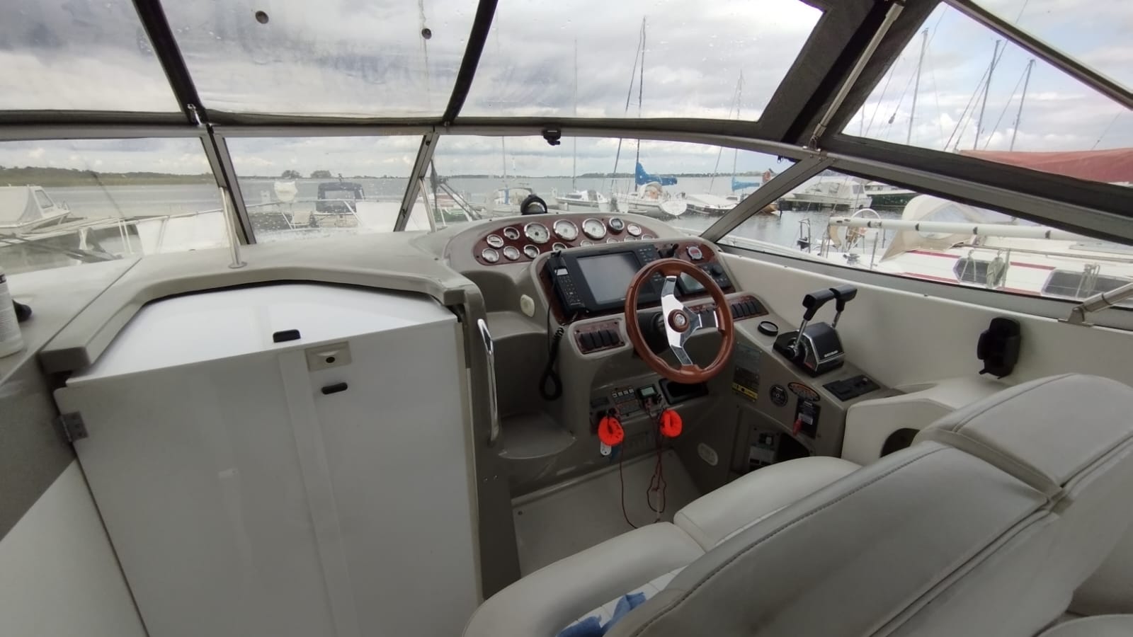 Bayliner 3055 - photo 5