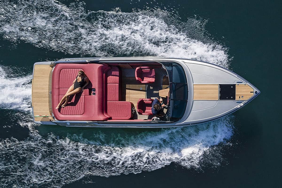 CRANCHI E26 CLASSIC Azurro Infinito - z lotu ptaka