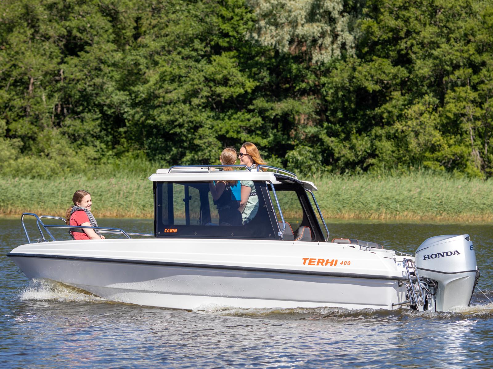 Terhi 480 Cabin - galeria