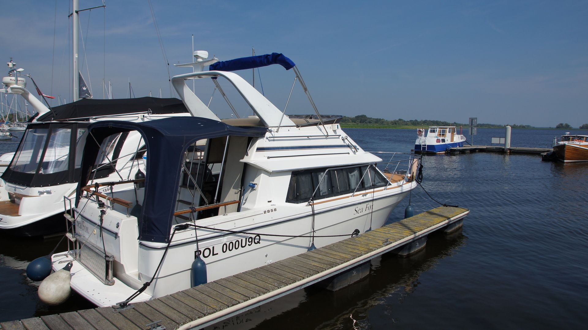 Bayliner 2858 Classic Fly - zdjęcie 12