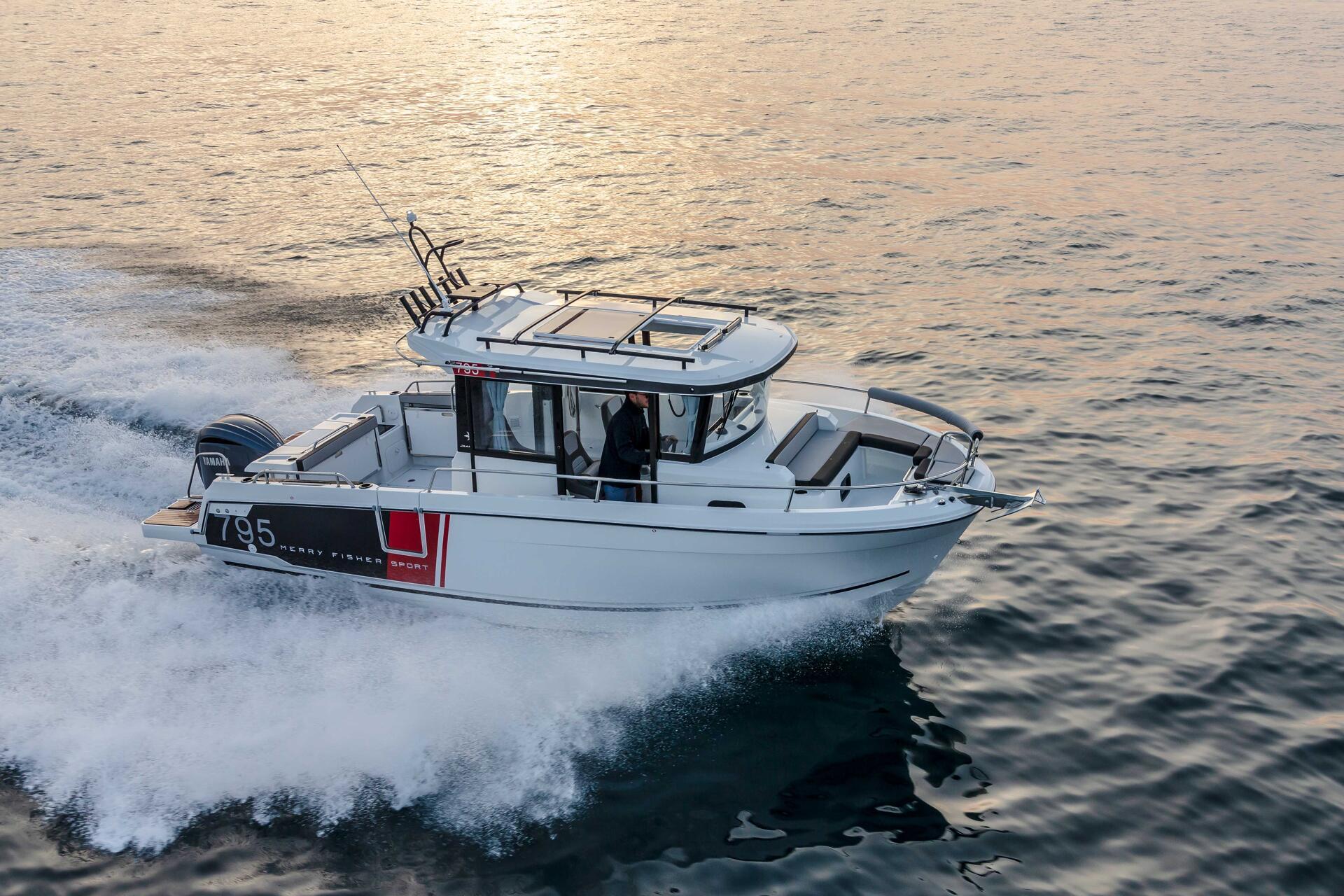 JEANNEAU MERRY FISHER 795 SPORT S2 - ujęcie 12