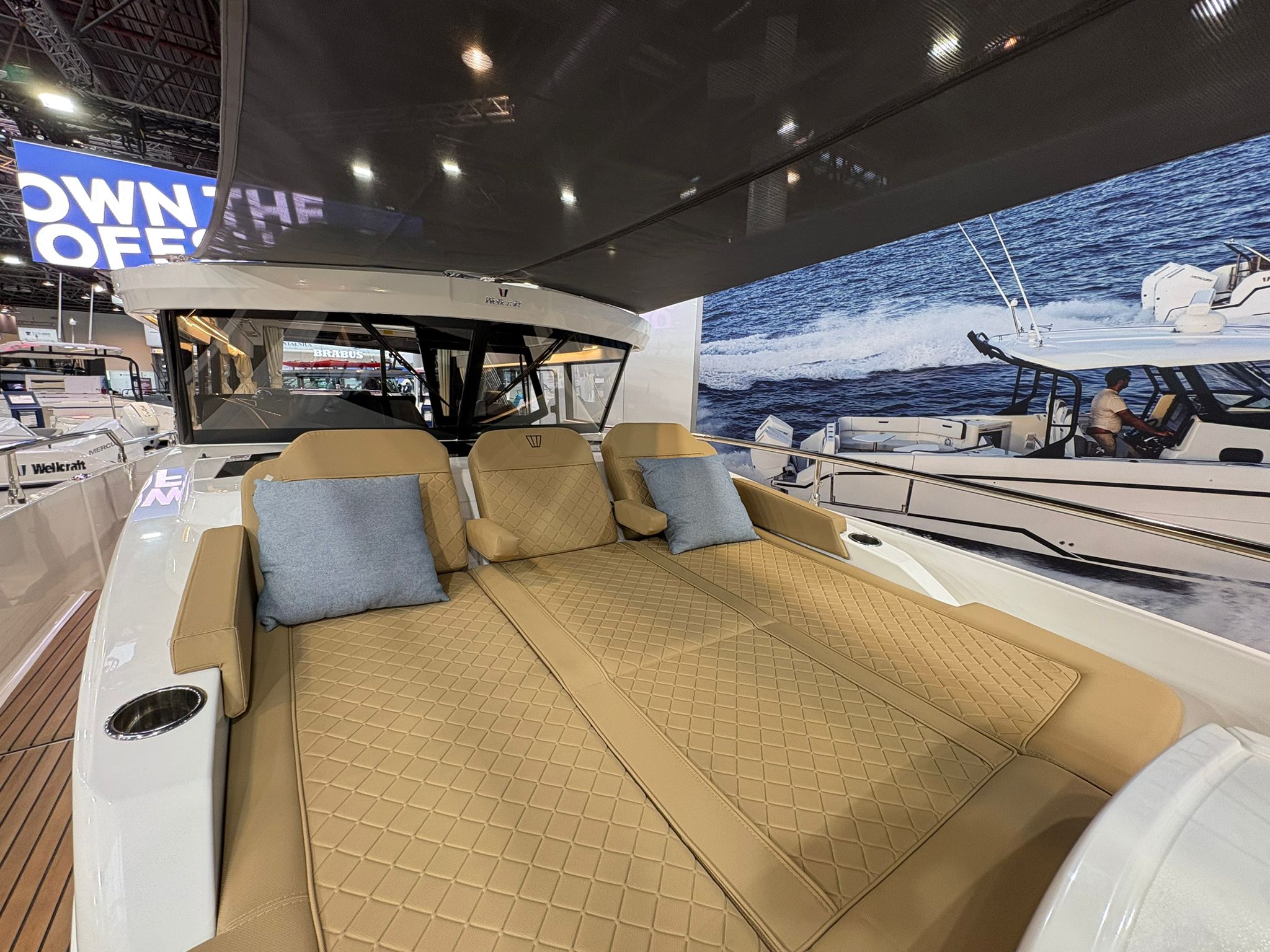 Wellcraft 38 Explorer - ready for delivery! - photo 10