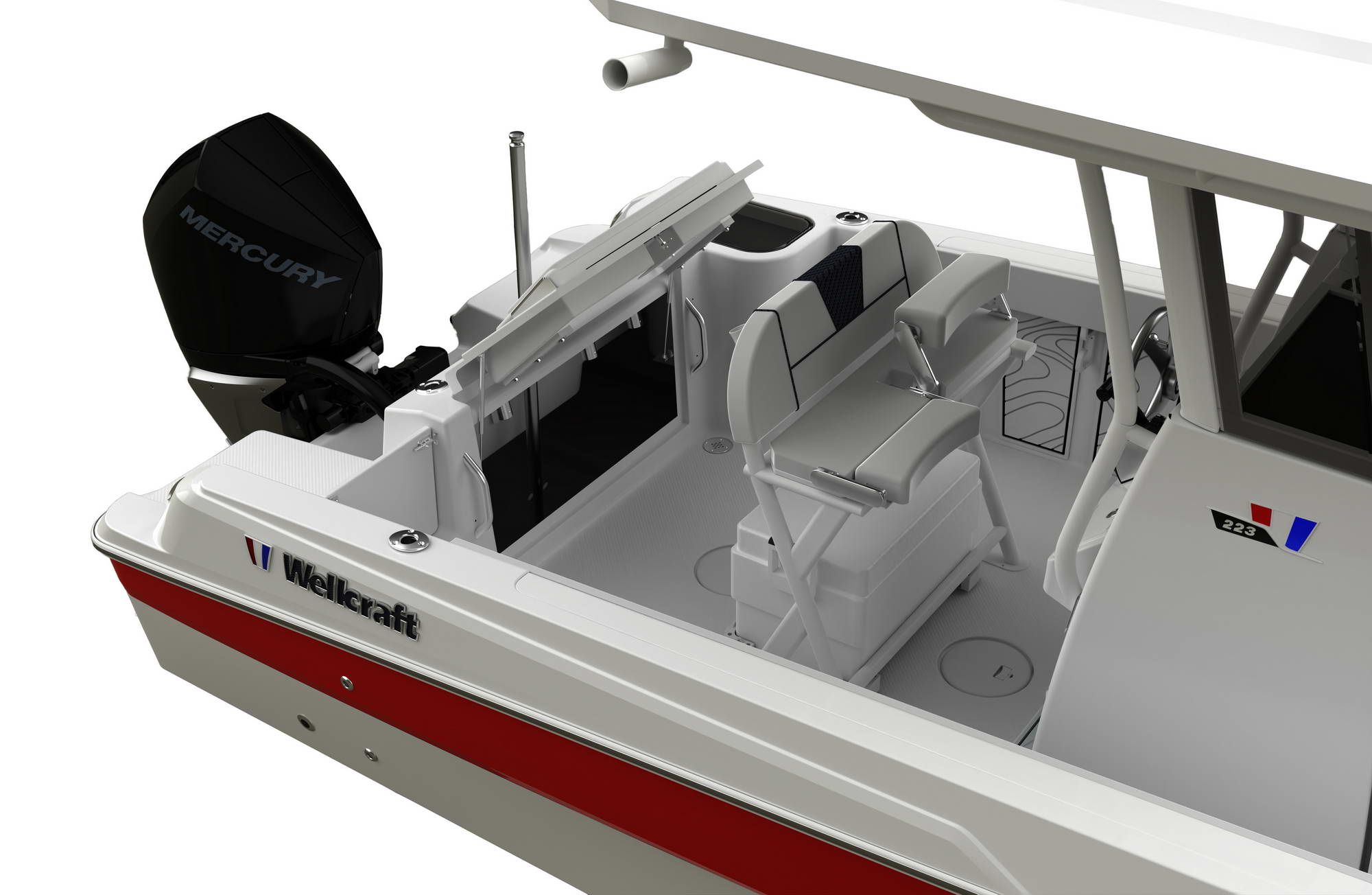 Blick auf das Heckdeck der Wellcraft Fisherman 223 mit Mercury-Motor und geöffnetem Staufach.