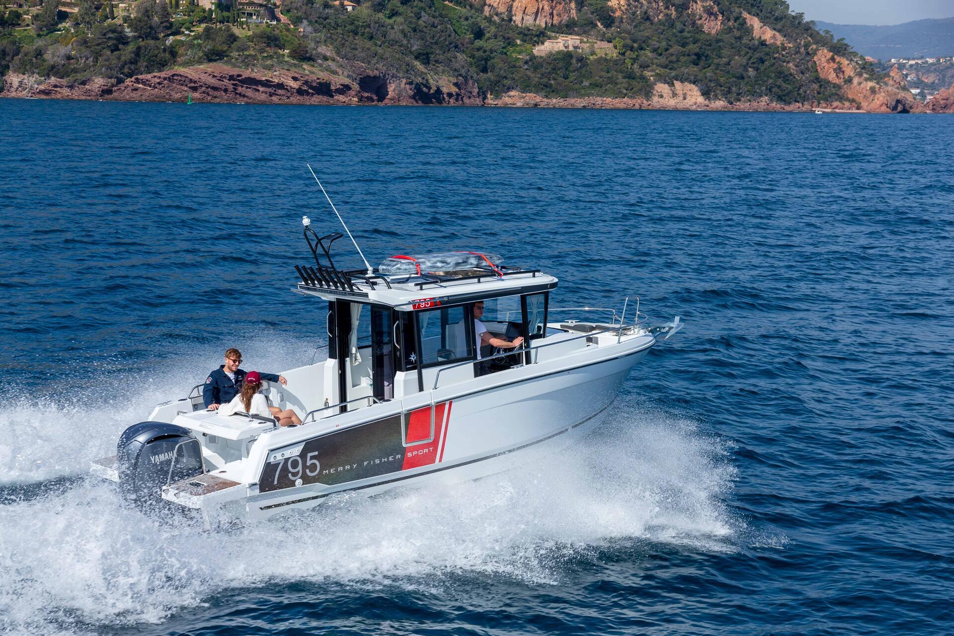 JEANNEAU MERRY FISHER 795 SPORT S2 - shot 10