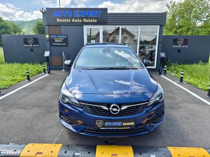 2020 Opel Astra - Imaginea 1