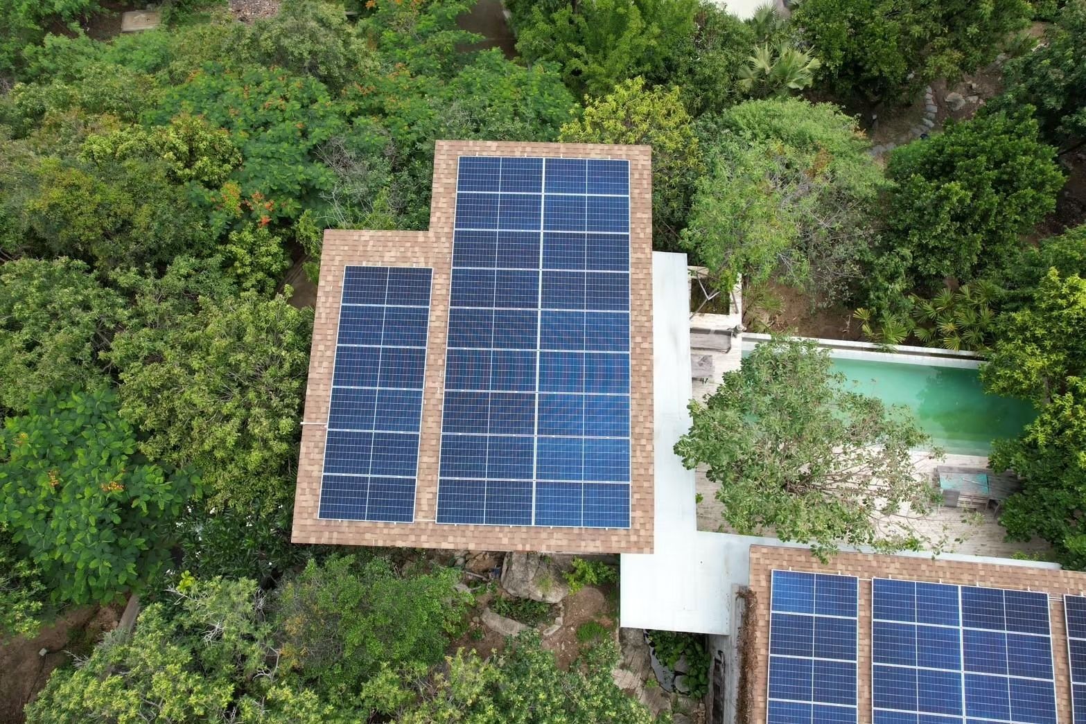 Residential Home 52.5 kWp + Battery 129 kWh
