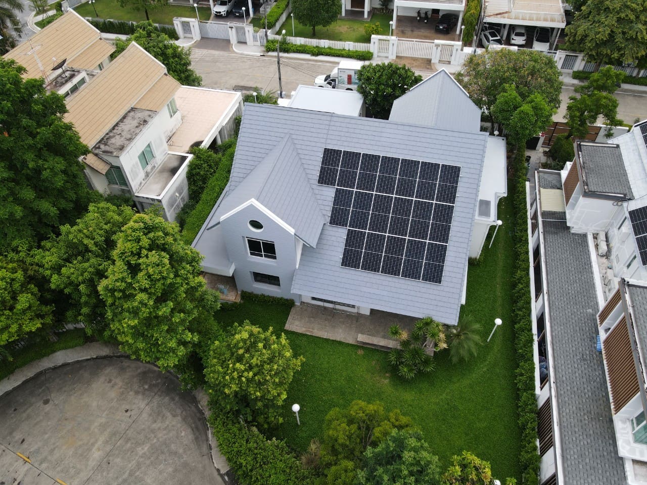 Residential Home 15.08 kWp + Battery 30.72 kWh
