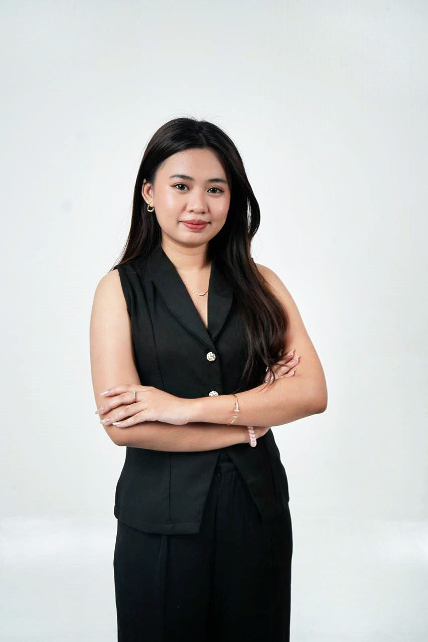 May Phyu Cyn Thant @ Mira