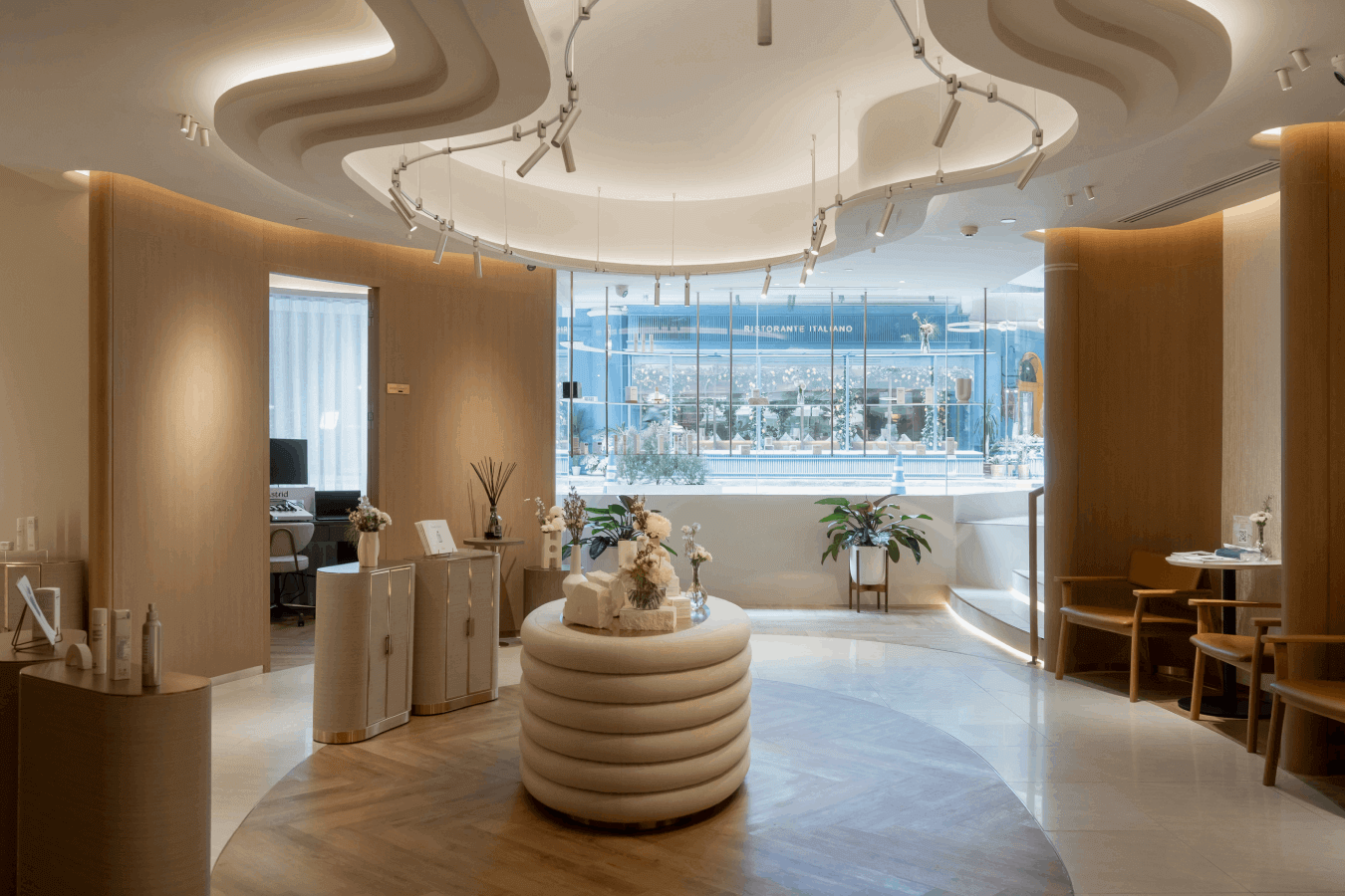 Astrid Anti-Aging Studio