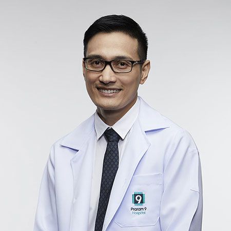  Dr. Naiyarat Prasongsook