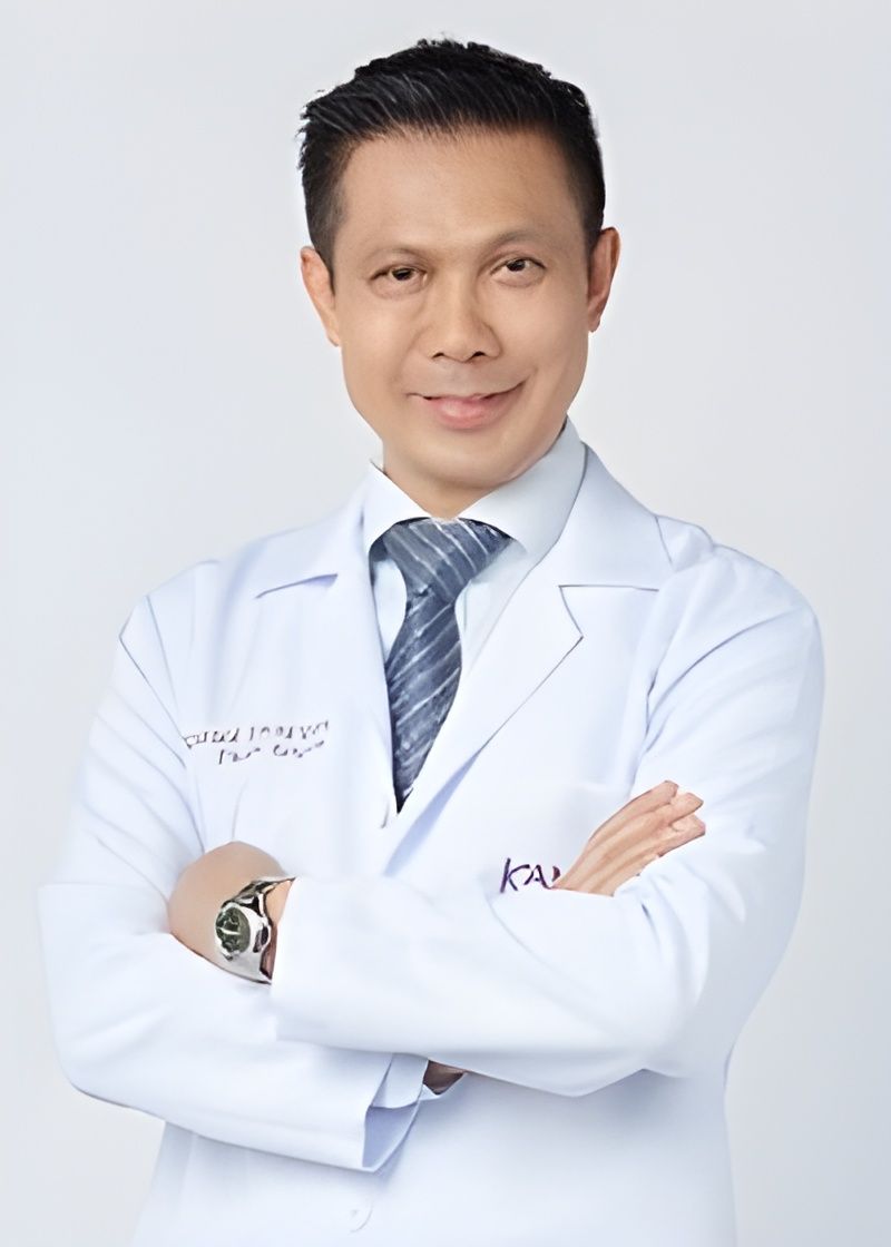 Dr. Kamol Pansritum