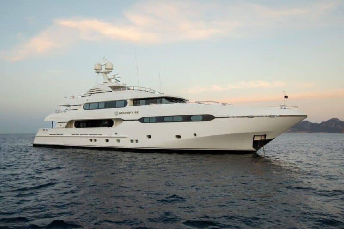 YATCO’s Fleet Friday: M/Y Irama, M/Y DEFIANT, and more!