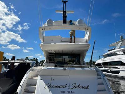 Scene on the Docks: FLIBS 2023