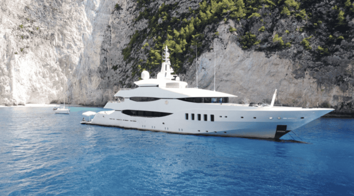 YATCO’s Fleet Friday: S/Y L'AQUILA, M/Y Jules, and more!
