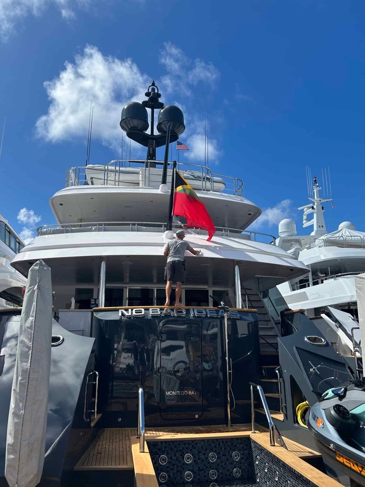 FLIBS 2025: Scene on the Docks!