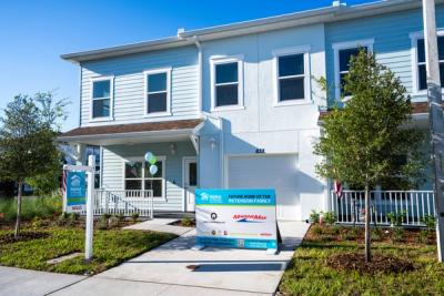 MarineMax Helps Dedicate Habitat for Humanity Homes in Florida