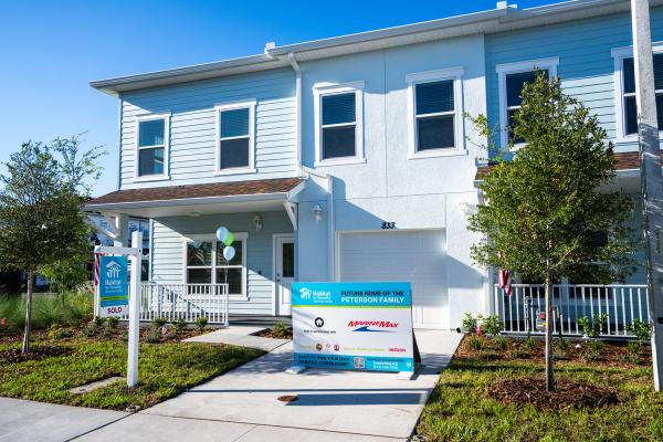 MarineMax Helps Dedicate Habitat for Humanity Homes in Florida