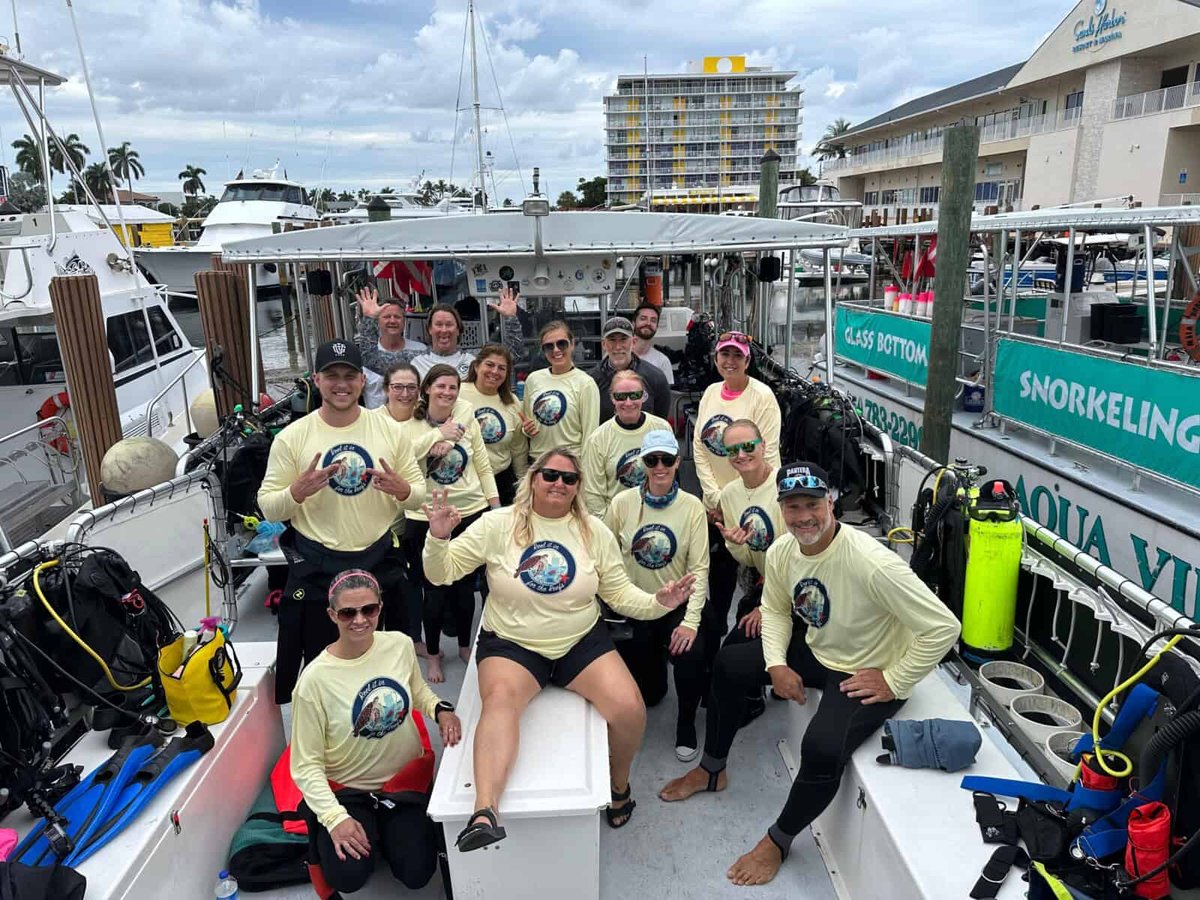 Divers Clear South Florida Reefs of Fishing Gear