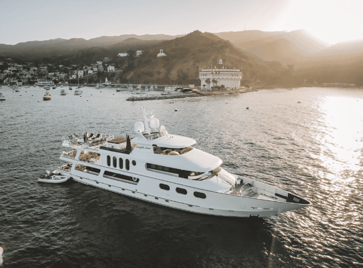 YATCO’s Fleet Friday: M/Y W, M/Y NEENAH, and more!