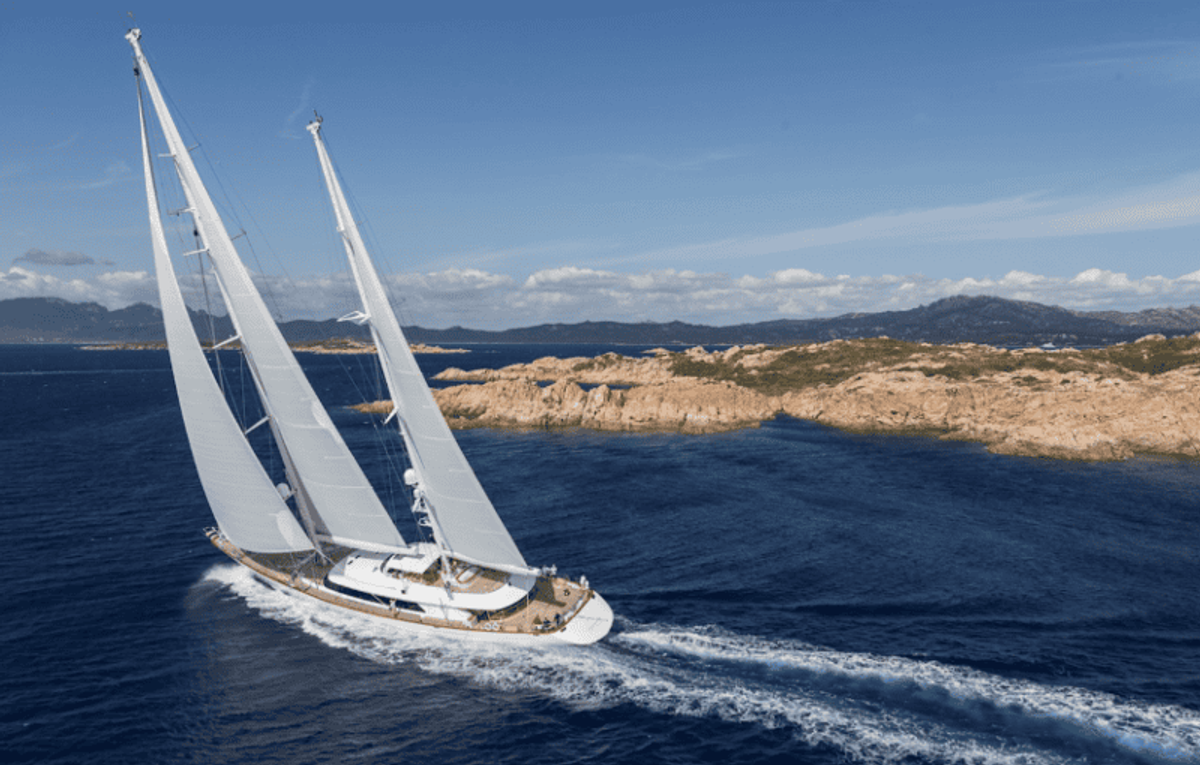 YATCO’s Fleet Friday: M/Y LADY LARA, M/Y DAPPLE, and more!