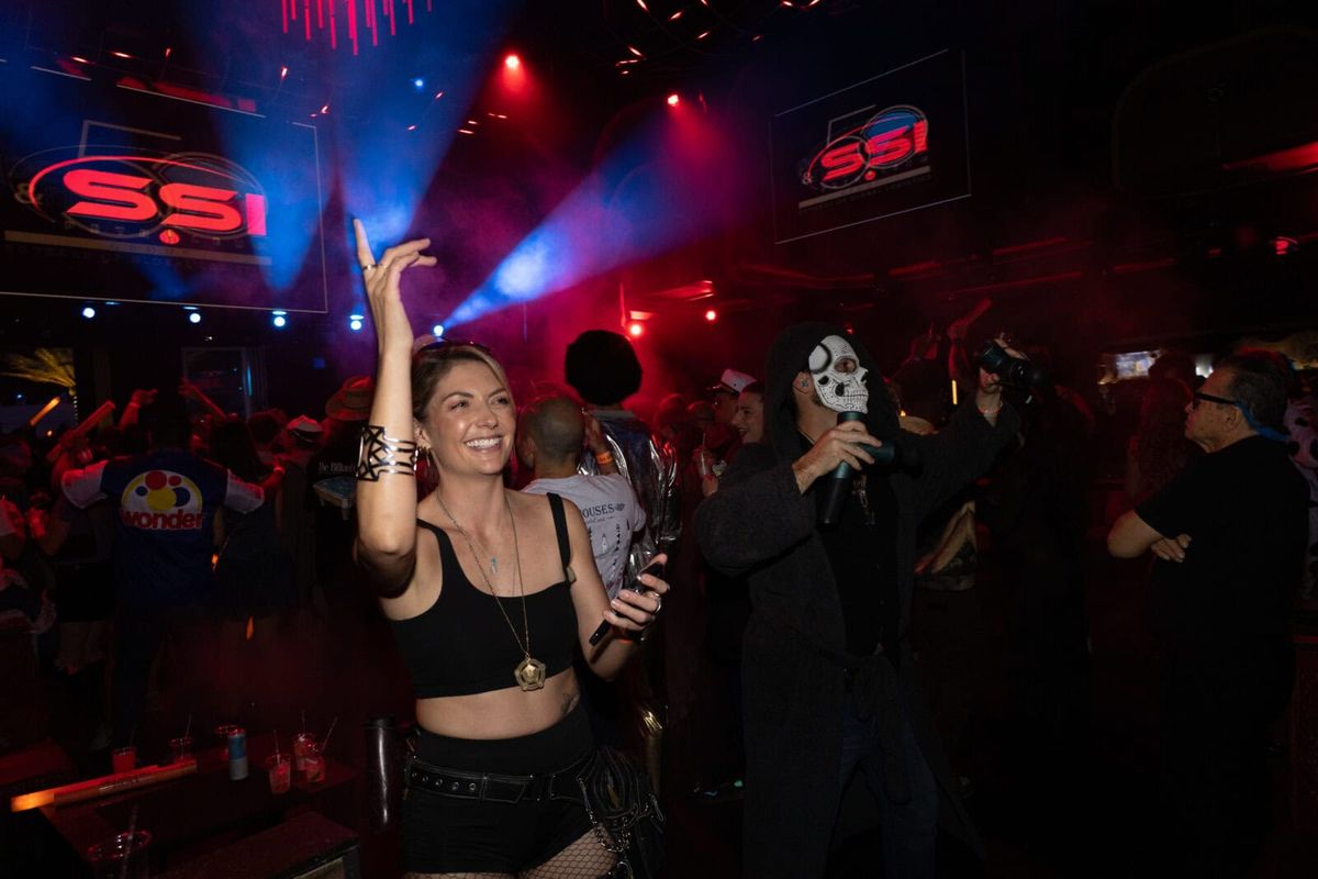 Yacht Chandlers 16th Annual Captain & Crew Appreciation Party – Monster Mash