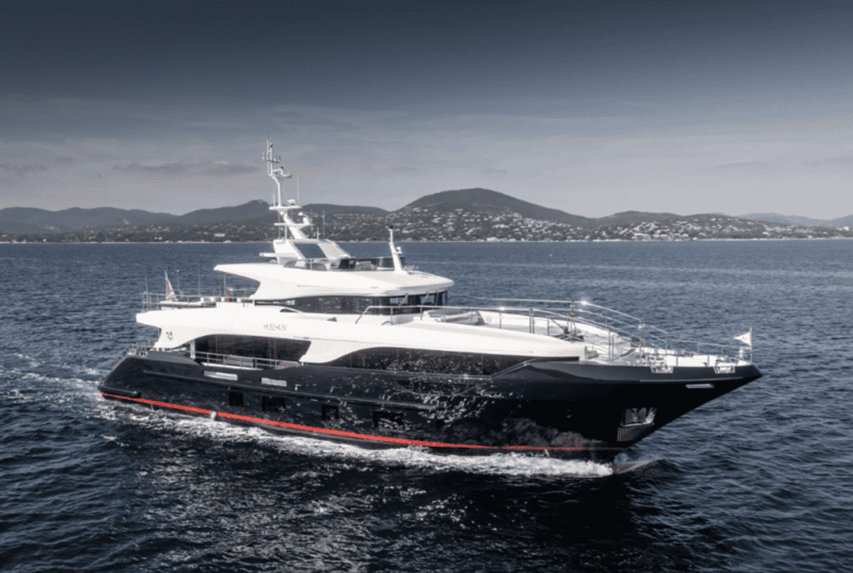 YATCO’s Fleet Friday: M/Y SEAGREEN, M/Y BARTALI, and more!
