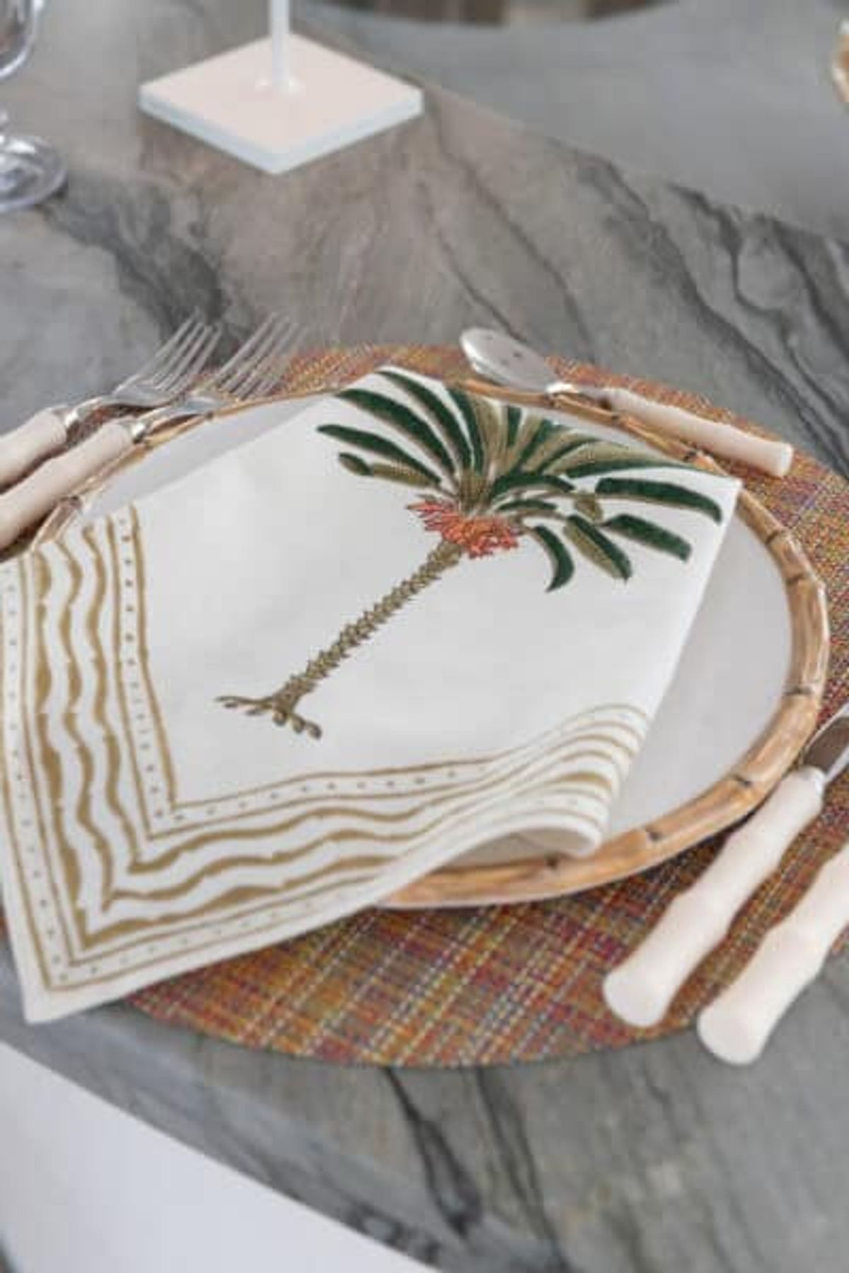 Spring Tablescape Trends