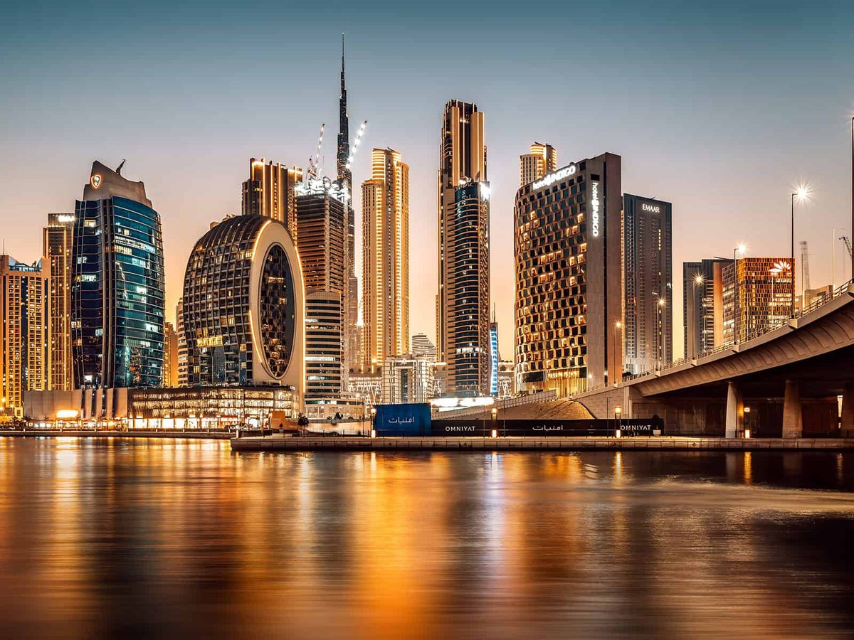 Yacht Crew in Dubai: Cruising the City of Gold